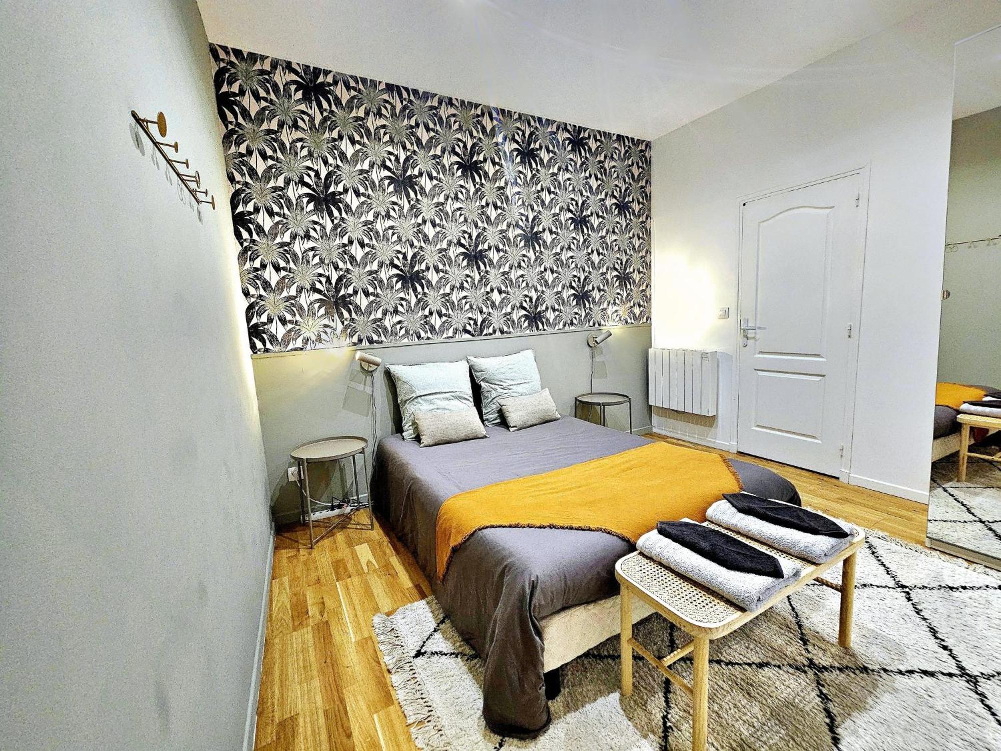 Refuge Urbain - Ideal Pro, Familles & Amis - Le Calme En Hypercentre - Wifi Haut Debit - Netflix - Machine A Laver - Gare, Cathedrale, Commerces, Restaurants & Transports En Commun A Moins De 10 Minutes A Pied Reims Luaran gambar