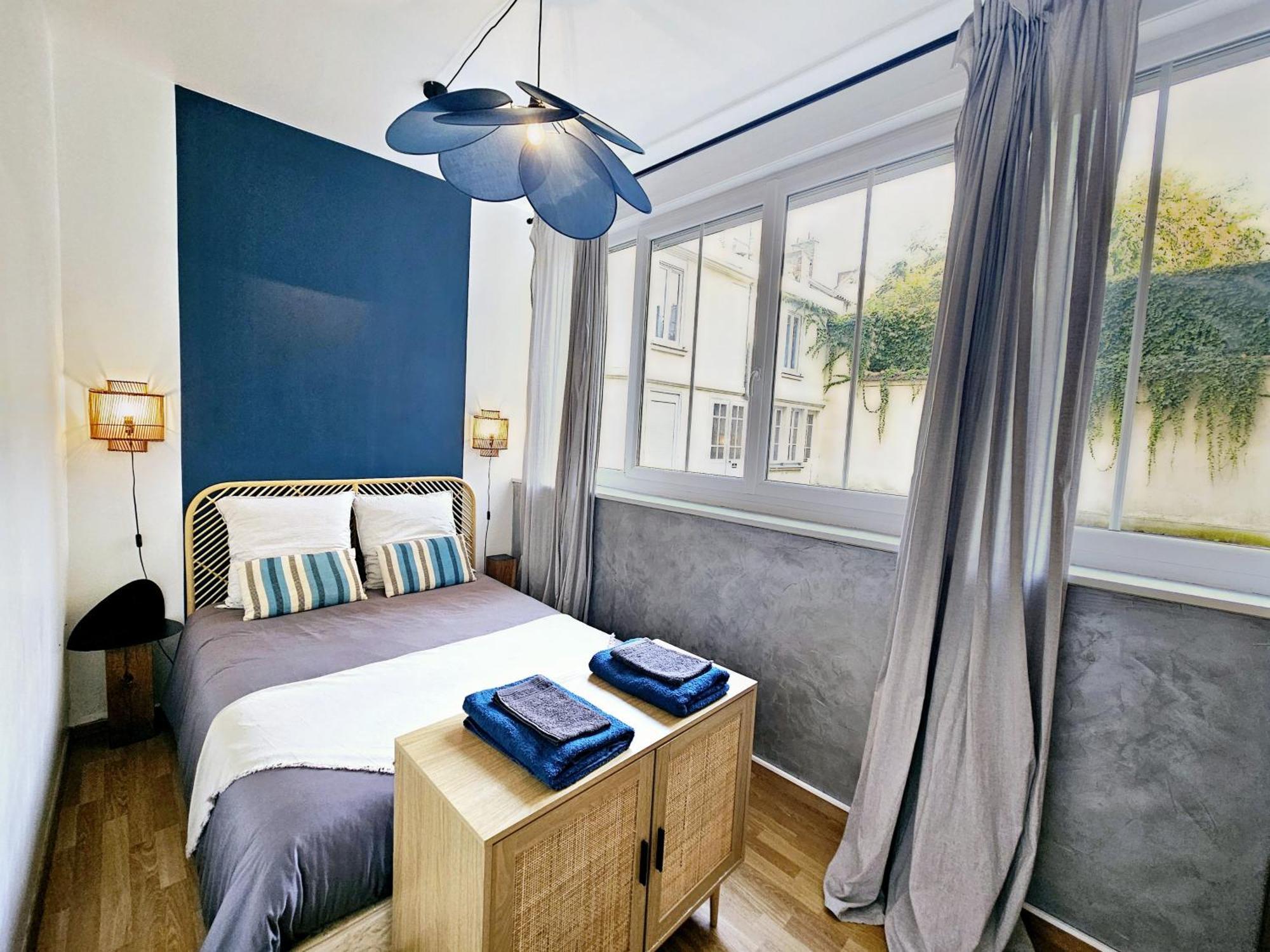 Refuge Urbain - Ideal Pro, Familles & Amis - Le Calme En Hypercentre - Wifi Haut Debit - Netflix - Machine A Laver - Gare, Cathedrale, Commerces, Restaurants & Transports En Commun A Moins De 10 Minutes A Pied Reims Luaran gambar